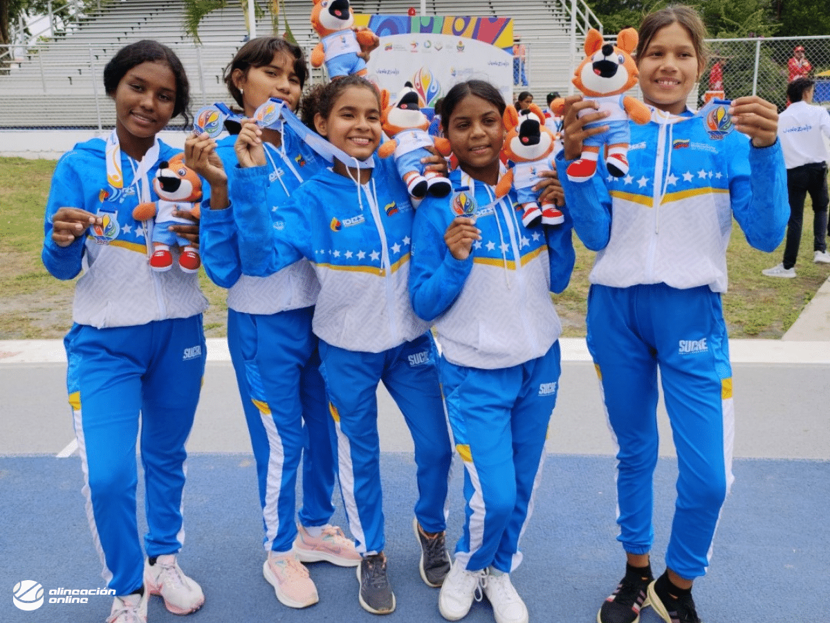 Atletas Atletismo Sucre T21 Juegos Nacionales Estudiantiles 2025